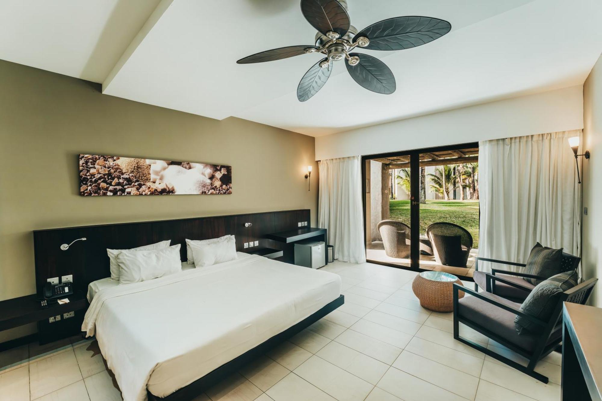 Palmar Crystals Beach Resort Belle Mare, A Member Of Radisson Individuals מראה חיצוני תמונה