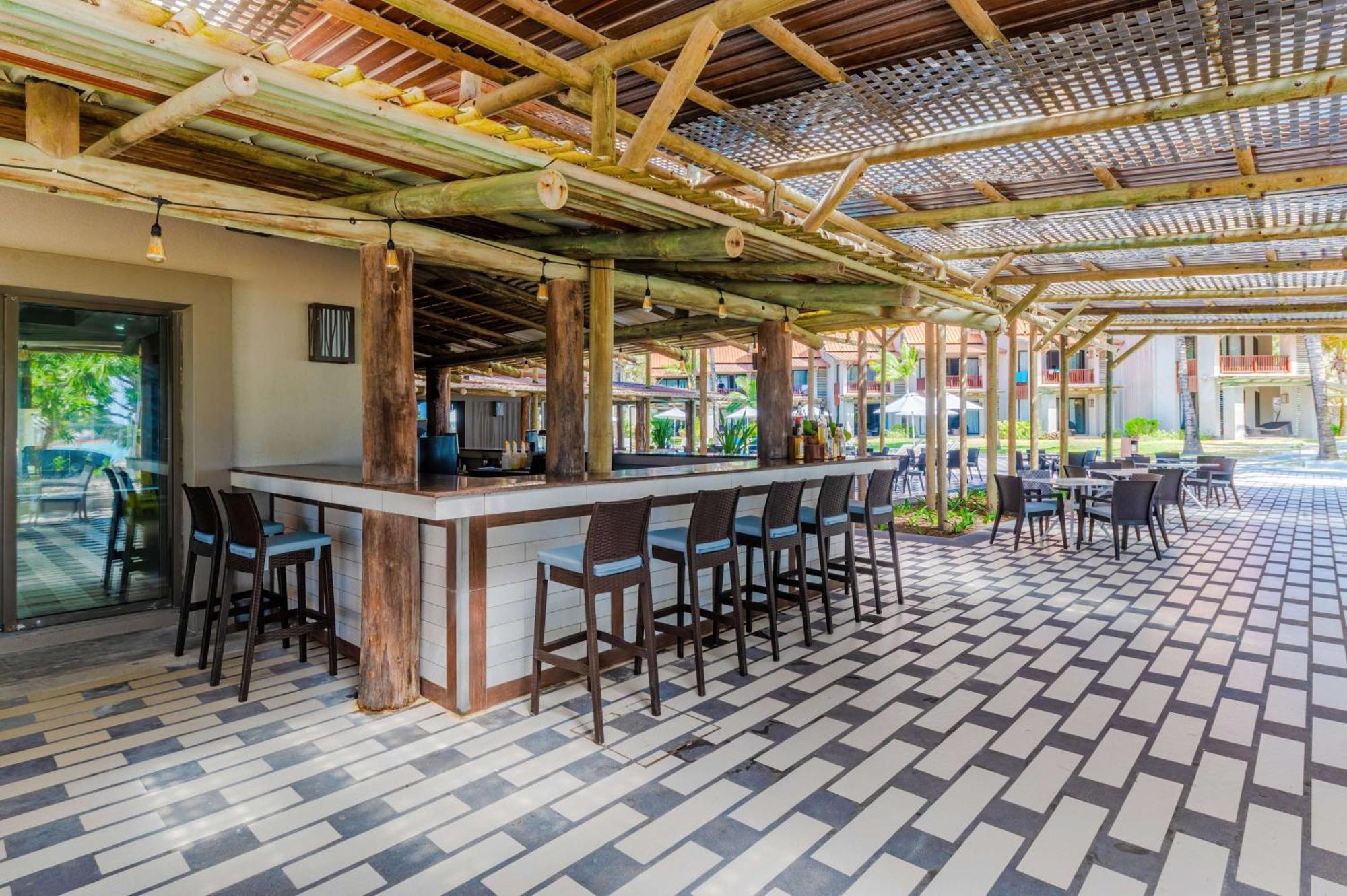 Palmar Crystals Beach Resort Belle Mare, A Member Of Radisson Individuals מראה חיצוני תמונה