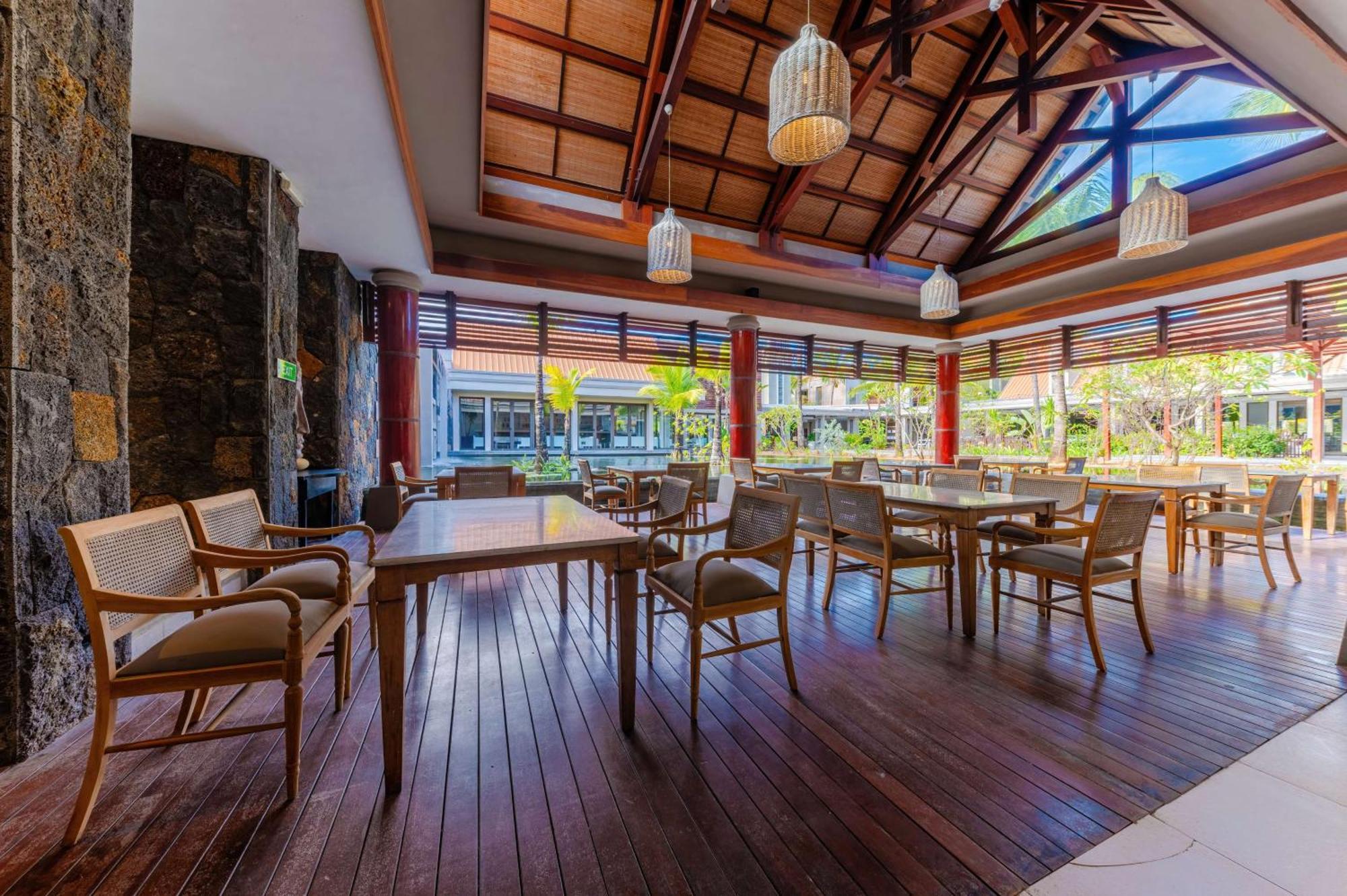 Palmar Crystals Beach Resort Belle Mare, A Member Of Radisson Individuals מראה חיצוני תמונה