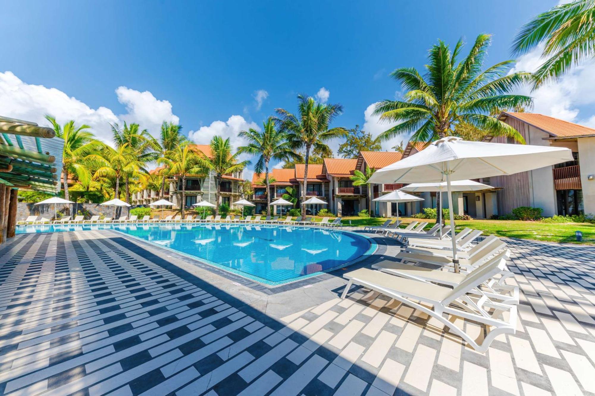Palmar Crystals Beach Resort Belle Mare, A Member Of Radisson Individuals מראה חיצוני תמונה