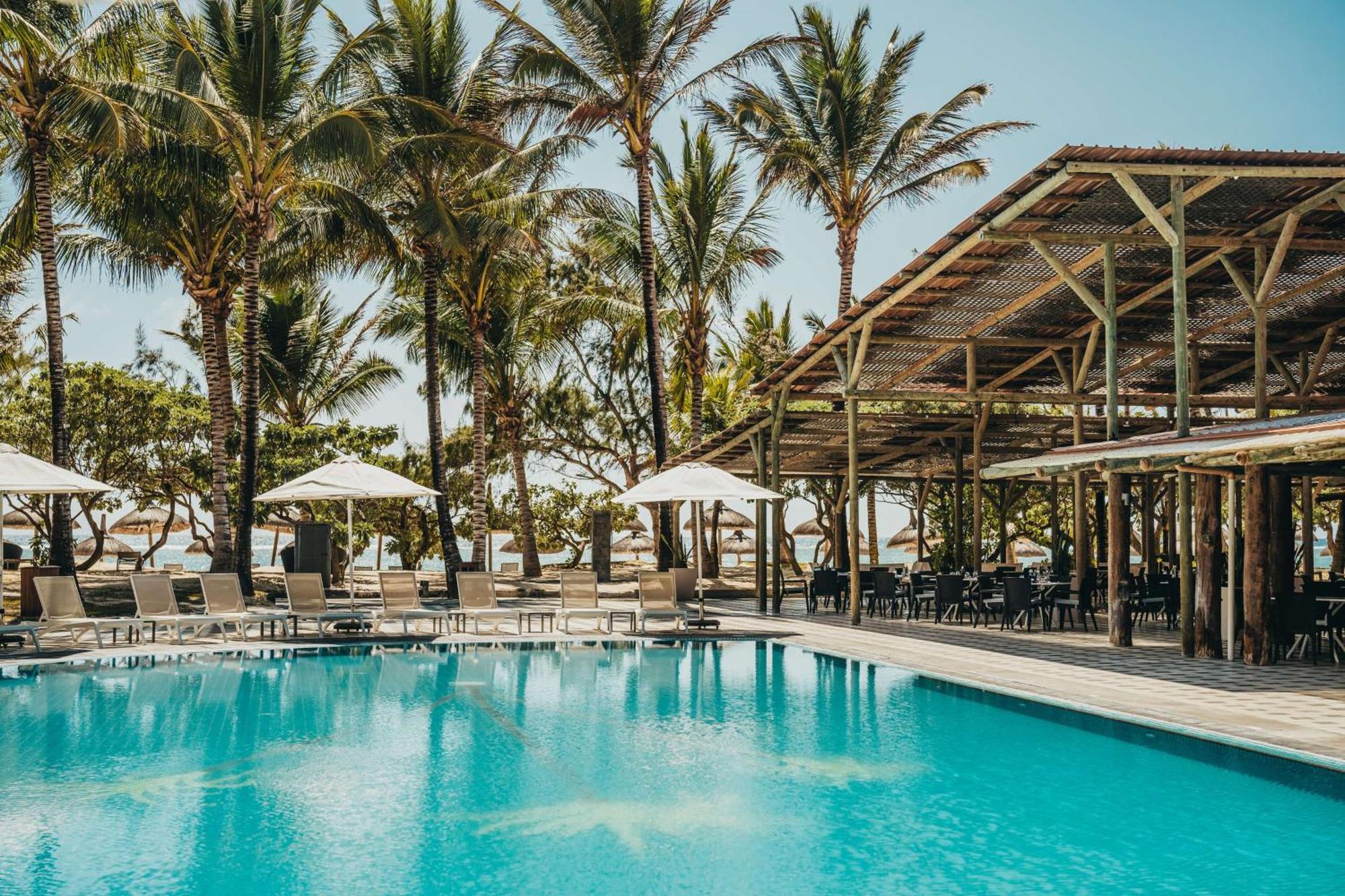 Palmar Crystals Beach Resort Belle Mare, A Member Of Radisson Individuals מראה חיצוני תמונה